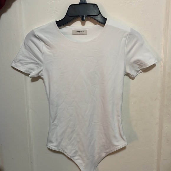 Aritzia Short sleeve white bodysuit - Picture 2 of 2